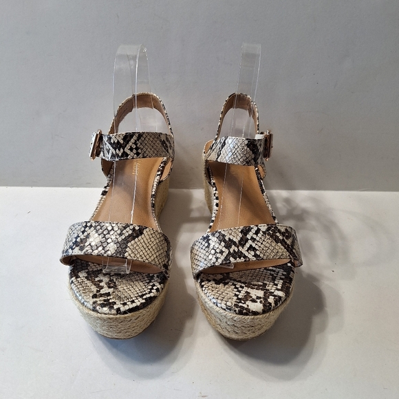 Lane Bryant Cream Black Snakeskin Mobwife Retro Strappy Platform Wedges Size 7W - Picture 3 of 15